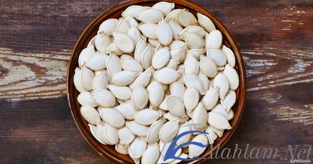 فوائد اللب الابيض للحامل والعظام
